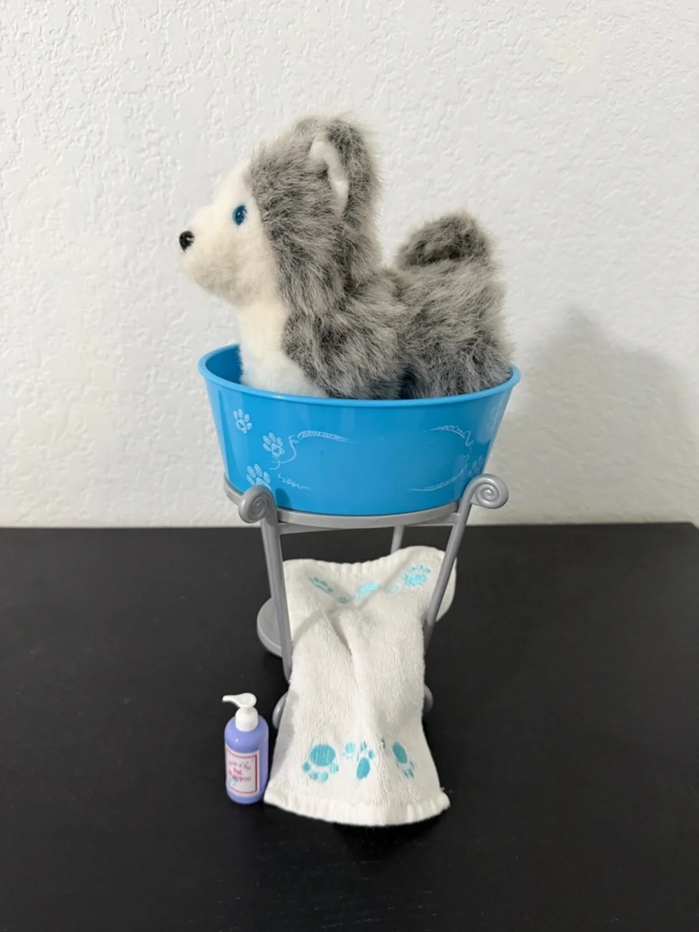 American girl pet grooming set and Pepper Siberian Husky Dog